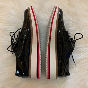 Zara Black patent leather Heart platform Size 9